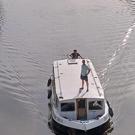 Zouw Hausboat Zakotven -Pouze Ubytovani Роудніце-над-Лабем Екстер'єр фото