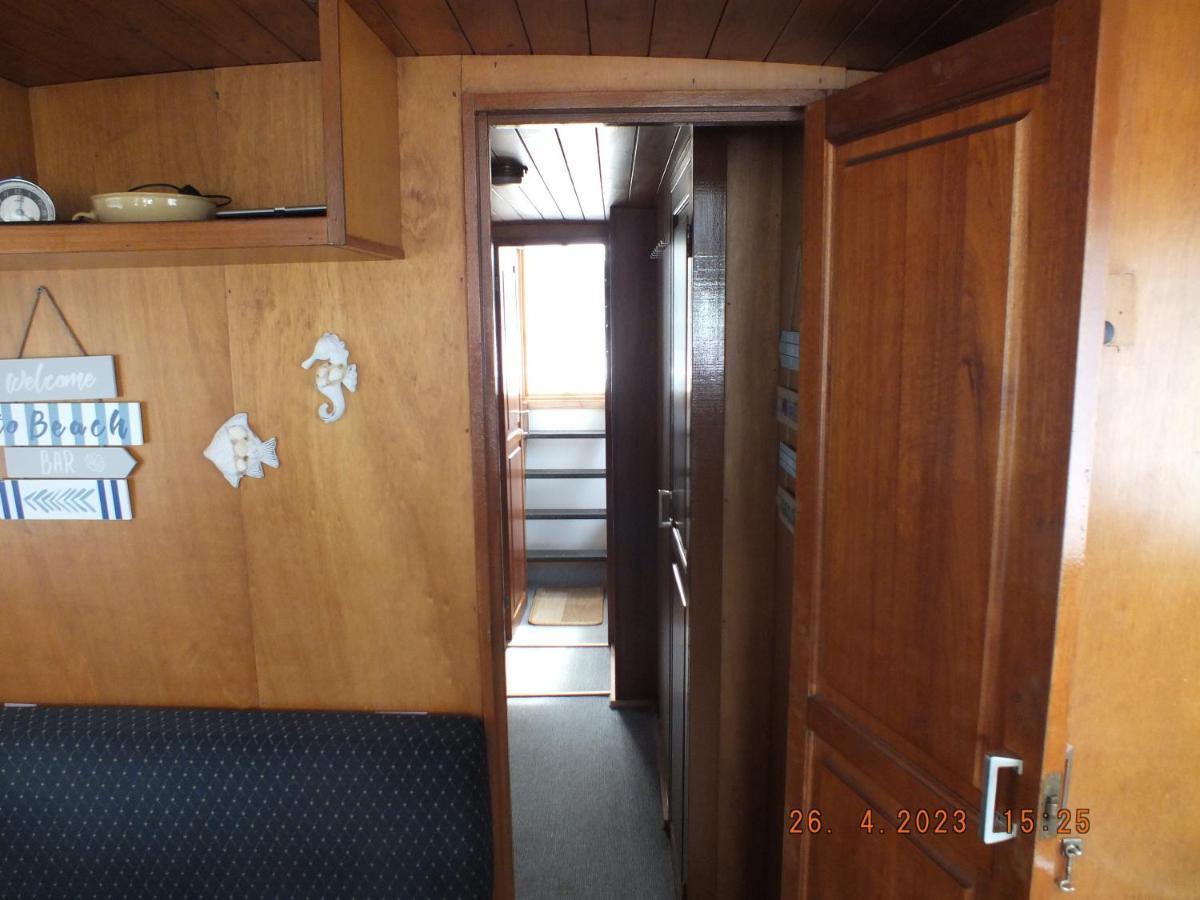 Zouw Hausboat Zakotven -Pouze Ubytovani Роудніце-над-Лабем Екстер'єр фото