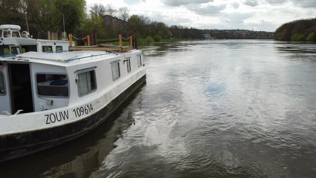 Zouw Hausboat Zakotven -Pouze Ubytovani Роудніце-над-Лабем Екстер'єр фото